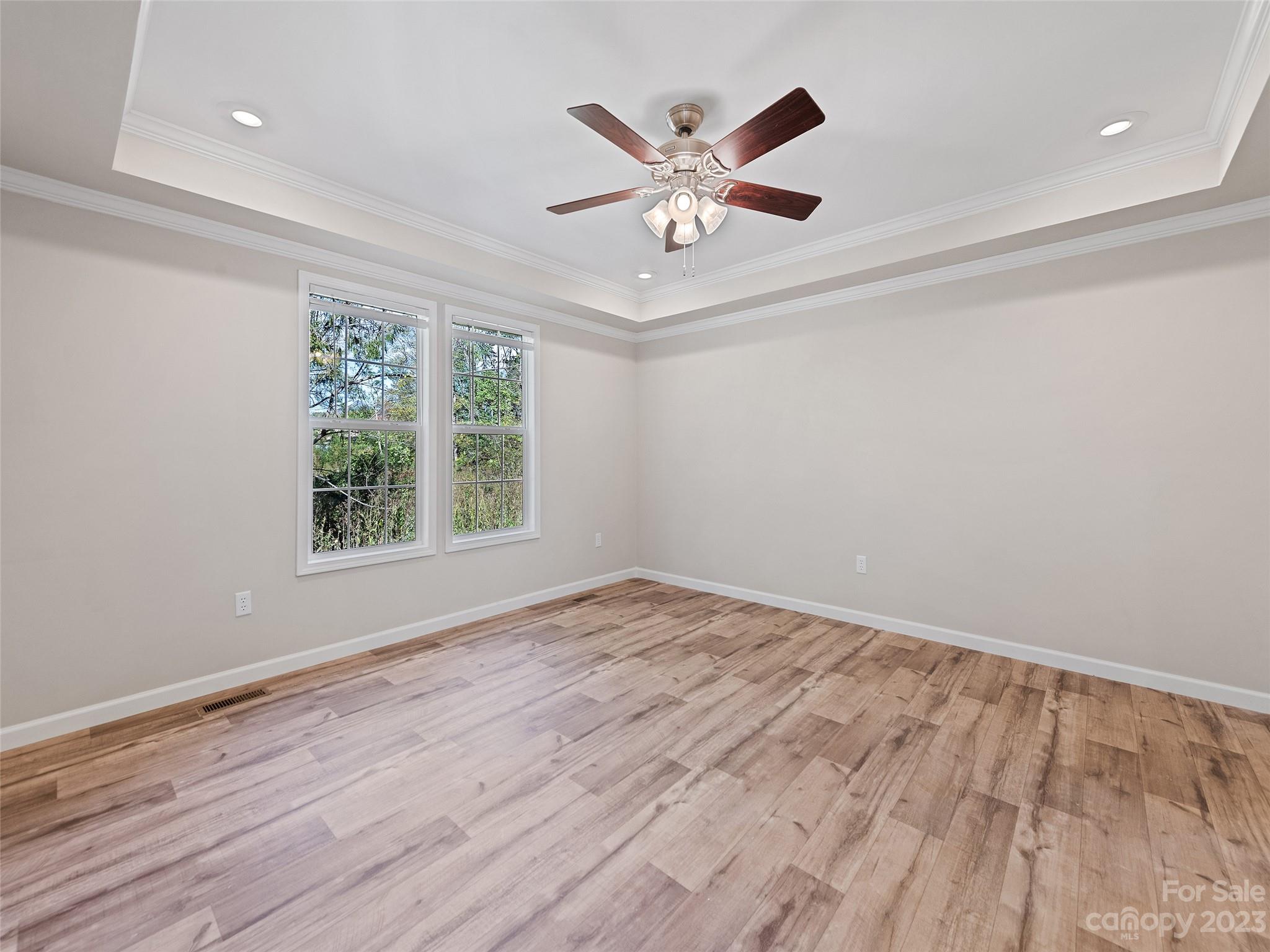 133 Brookside Street Clyde, NC 28721 - Photo 16 of 25 Gallery Image 16