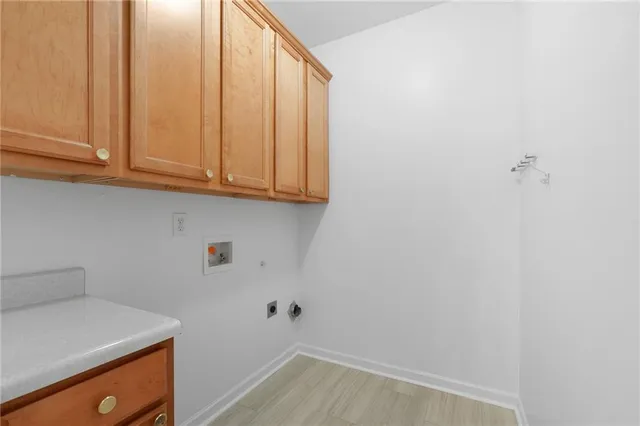 $299,000 | 3309 Raes Creek Road, Unit 13, Marietta, GA 30008