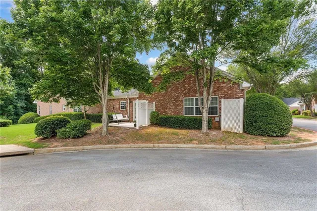 $299,000 | 3309 Raes Creek Road, Unit 13, Marietta, GA 30008