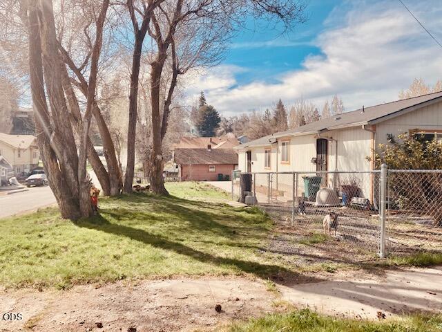 925 Fulton Street Klamath Falls, OR 97601 - Photo 28 of 32