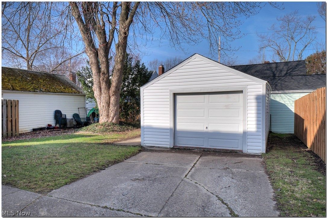 1580 Mapledale Road Wickliffe, OH 44092 - Photo 34 of 35 Gallery Image 34