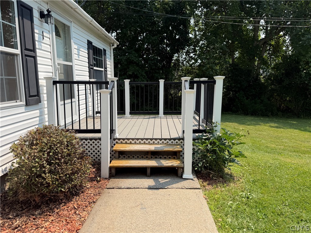 1 Roberts Road Whitesboro, NY 13492 - Photo 4 of 22
