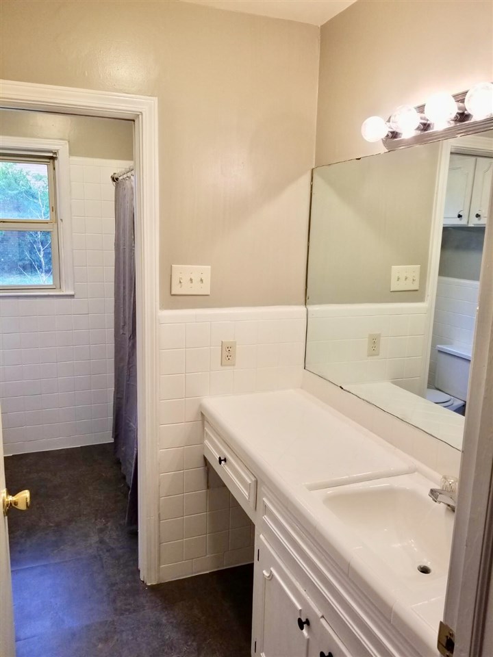 305 Inman Road Lyman, SC 29365 - Photo 10 of 14