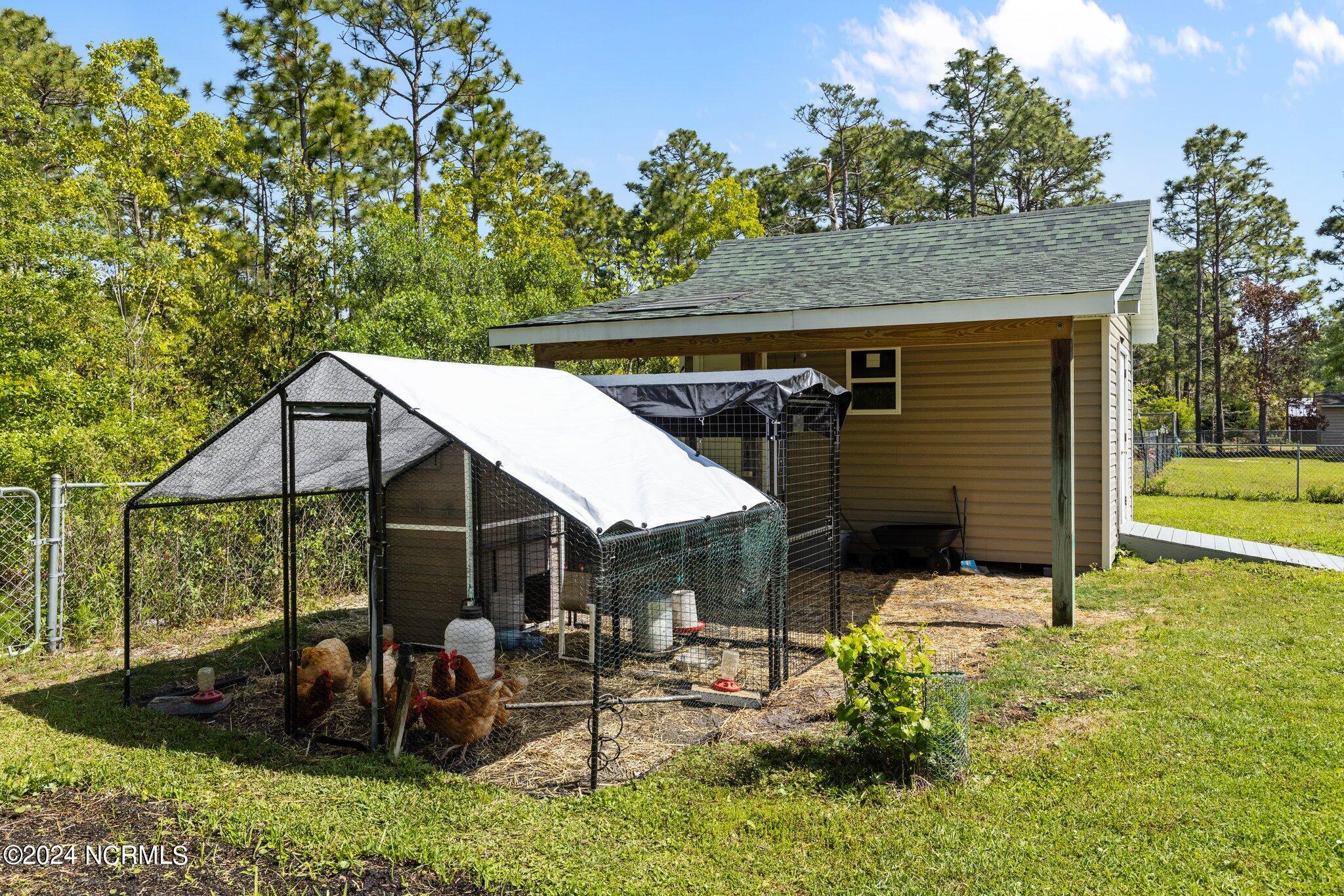 366 Barrington Ridge Bogue, NC 28570 - Photo 8 of 44 36-web-or-mls-1S3A8553