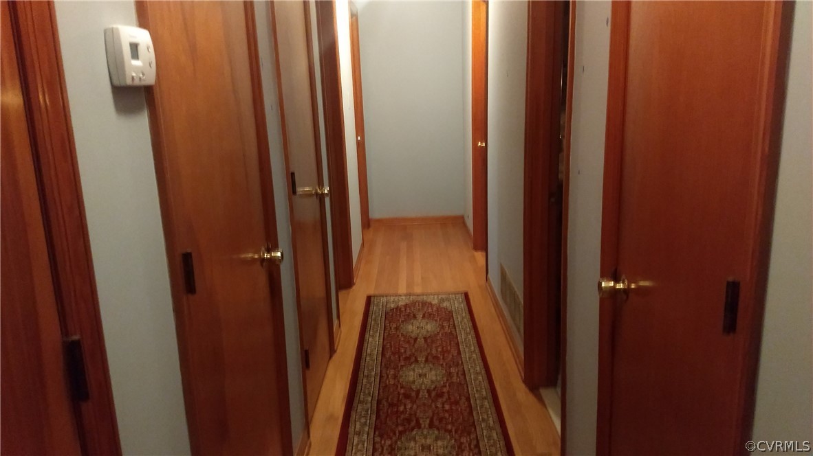 11207 Tar Bay Road Hopewell, VA 23860 - Photo 10 of 33 Gallery Image 10