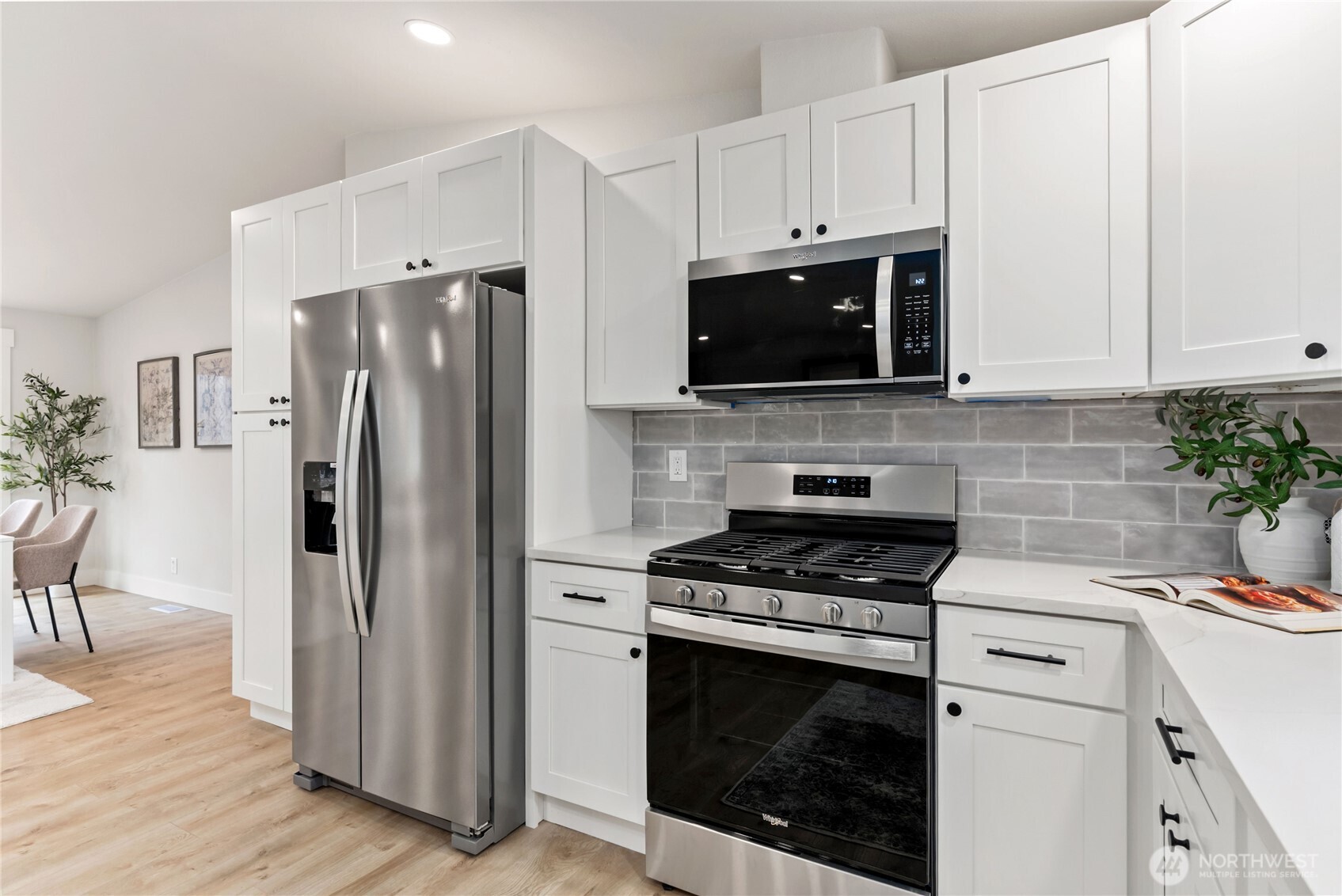 17451 Southeast 262nd Street Covington, WA 98042 - Photo 16 of 38