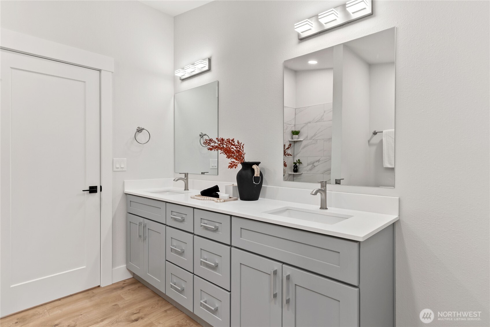 17451 Southeast 262nd Street Covington, WA 98042 - Photo 20 of 38