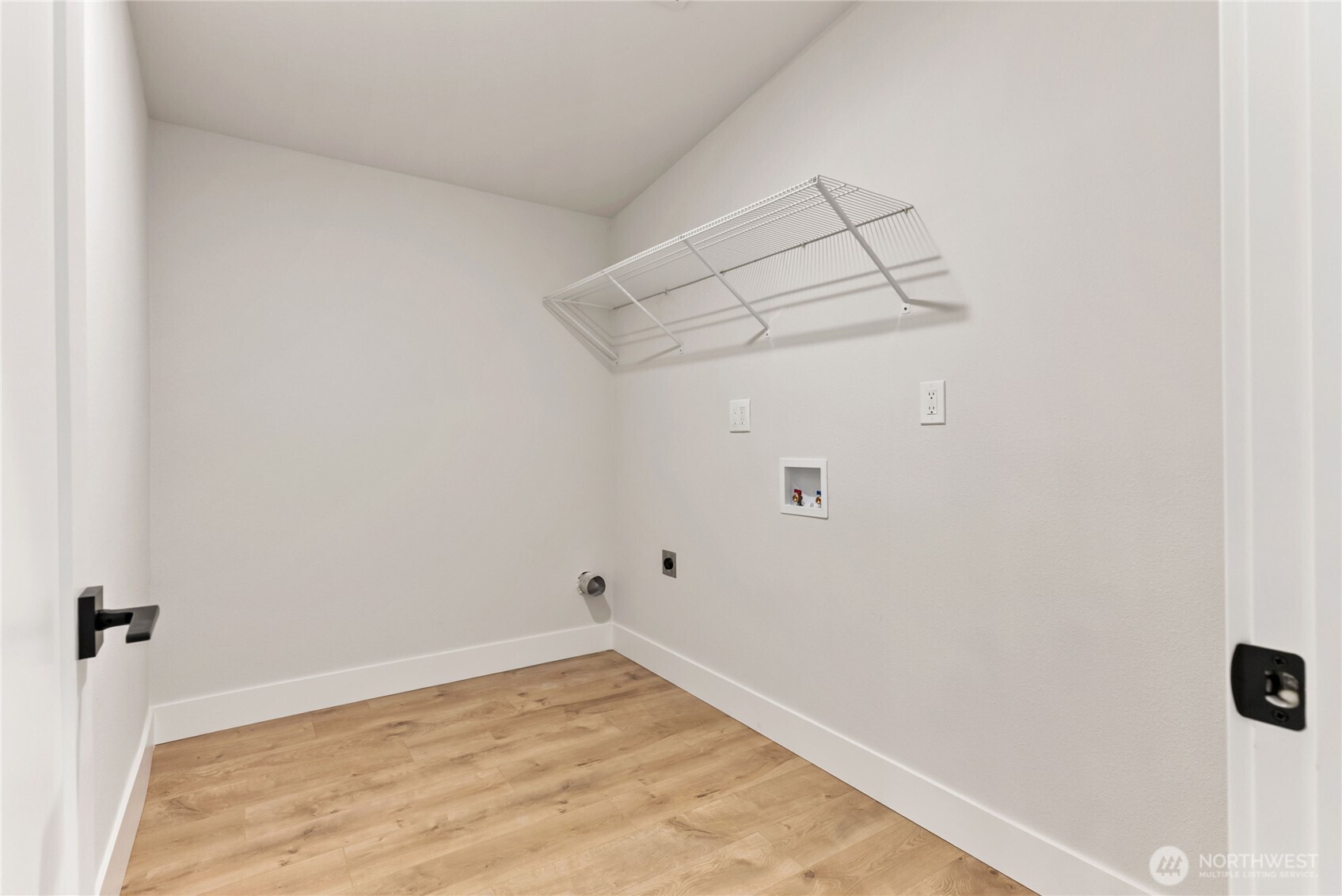 17451 Southeast 262nd Street Covington, WA 98042 - Photo 22 of 38