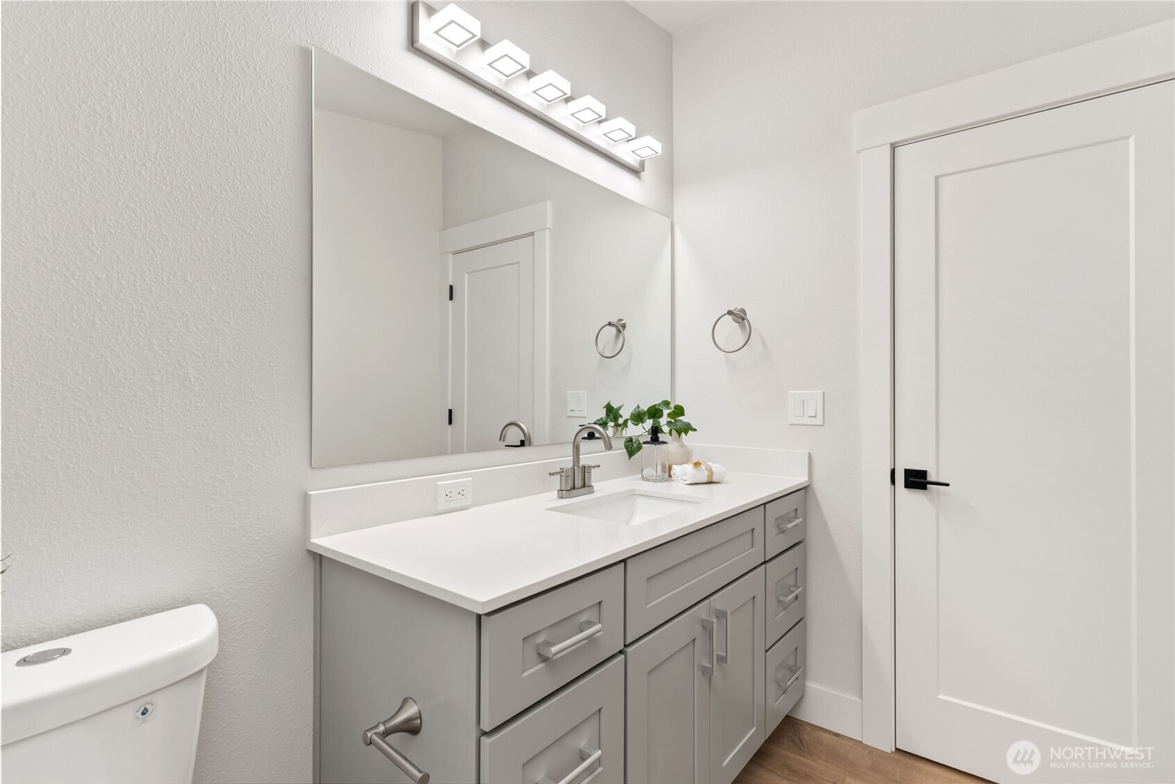 17451 Southeast 262nd Street Covington, WA 98042 - Photo 30 of 38