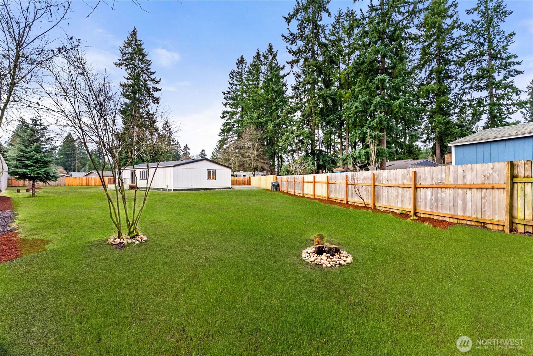 17451 Southeast 262nd Street Covington, WA 98042 - Photo 37 of 38