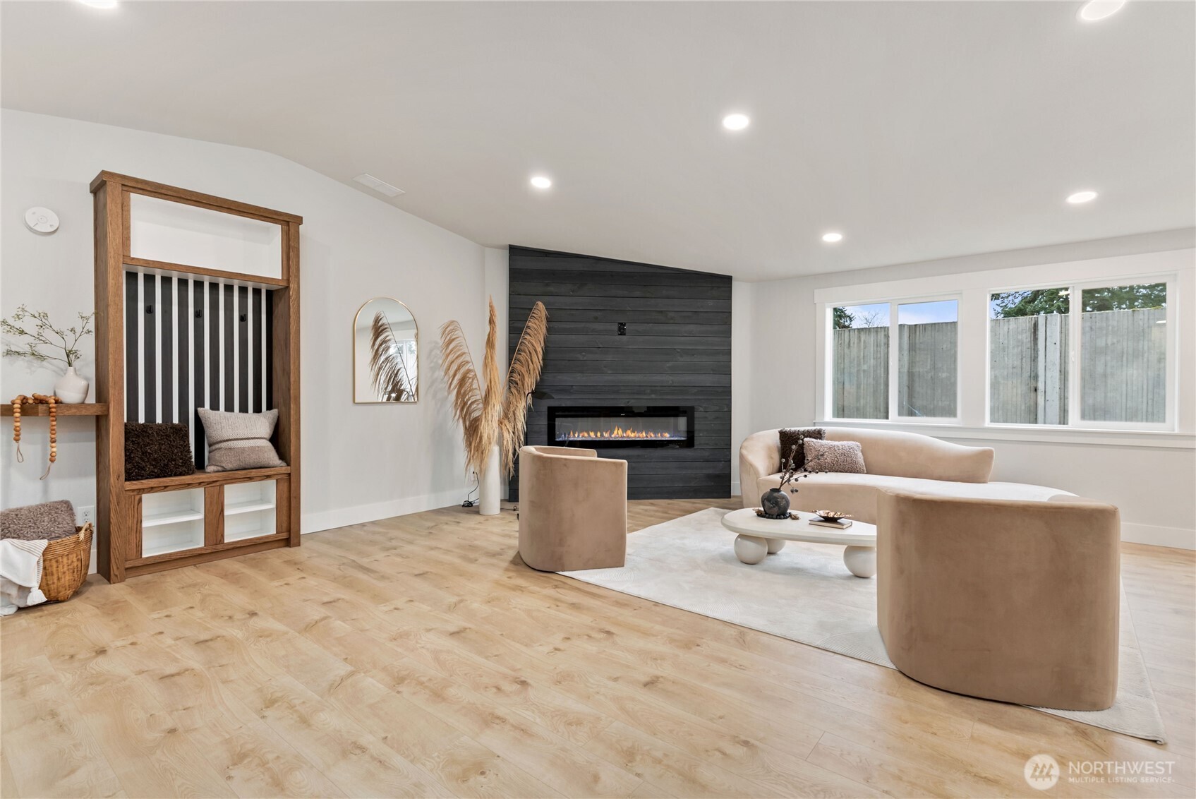 17451 Southeast 262nd Street Covington, WA 98042 - Photo 7 of 38