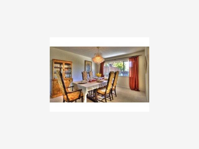 21641 Regnart Road Cupertino, CA 95014 - Photo 5 of 9 Gallery Image 5
