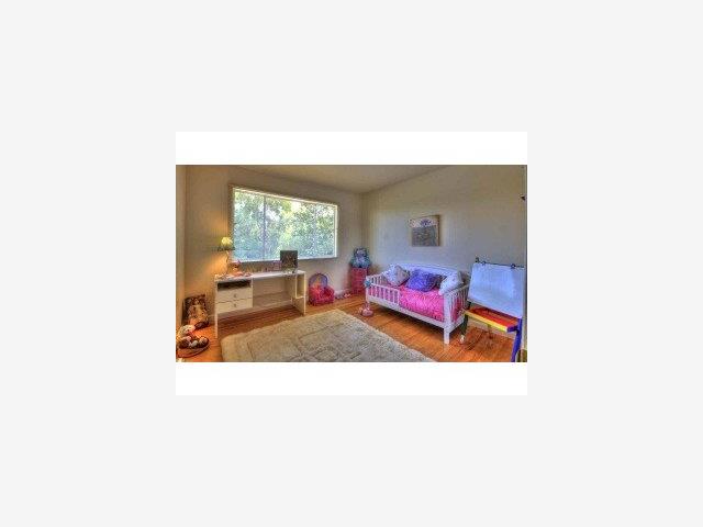 21641 Regnart Road Cupertino, CA 95014 - Photo 8 of 9 Gallery Image 8