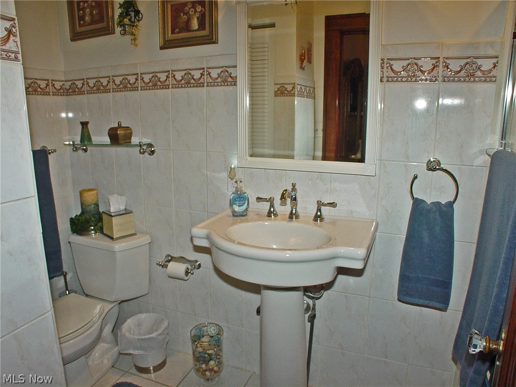 230 Brinker Road Wellsburg, WV 26070 - Photo 19 of 32 Gallery Image 19
