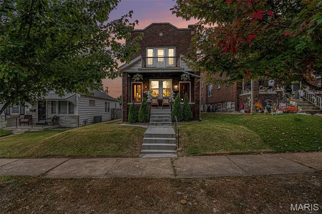 $319,900 | 5608 Devonshire Avenue, St. Louis, MO 63109