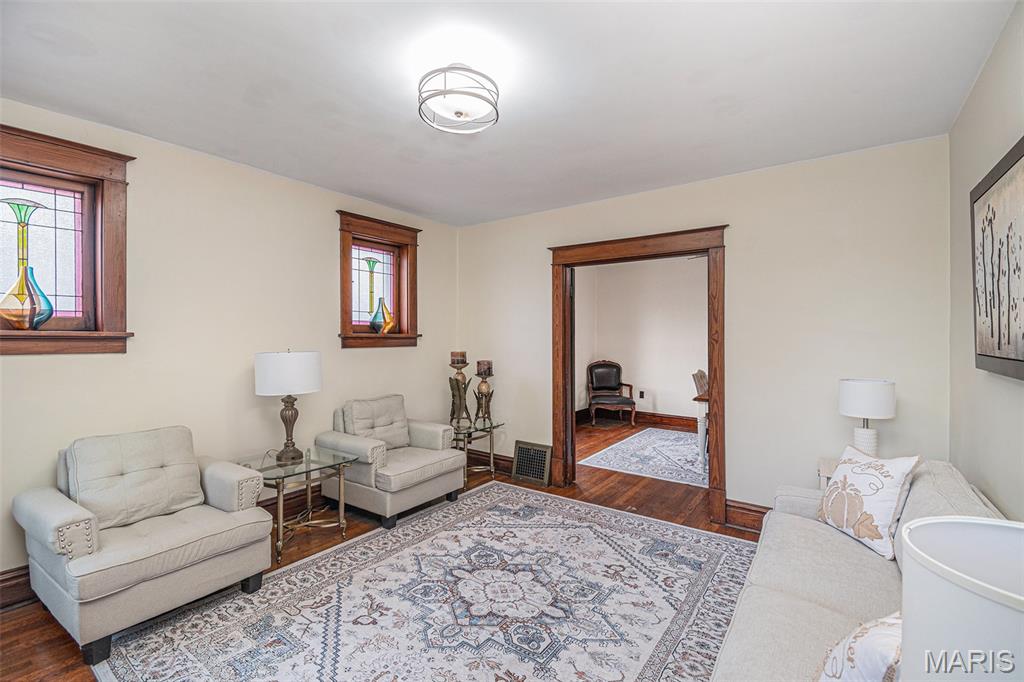 5608 Devonshire Avenue St. Louis, MO 63109 - Photo 14 of 38