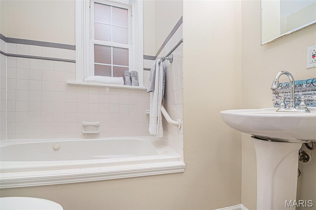 5608 Devonshire Avenue St. Louis, MO 63109 - Photo 25 of 38