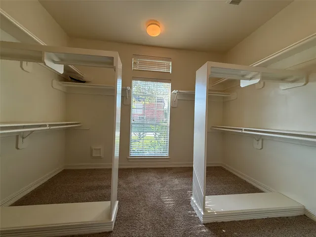 $2,999 | 2906 Castlerock Court, Pearland, TX 77584