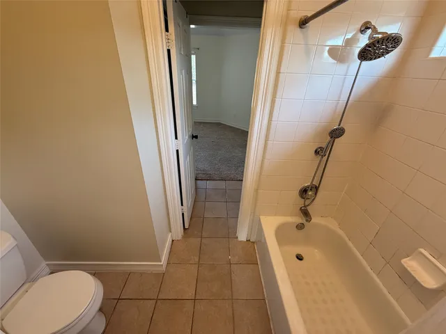 $2,999 | 2906 Castlerock Court, Pearland, TX 77584