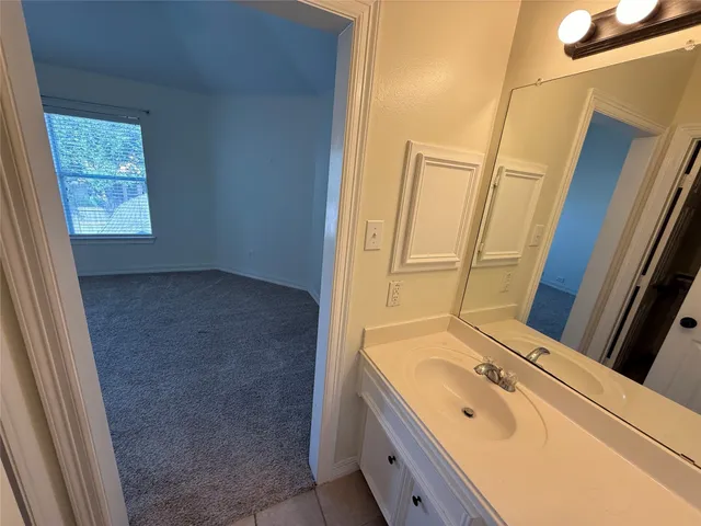 $2,999 | 2906 Castlerock Court, Pearland, TX 77584