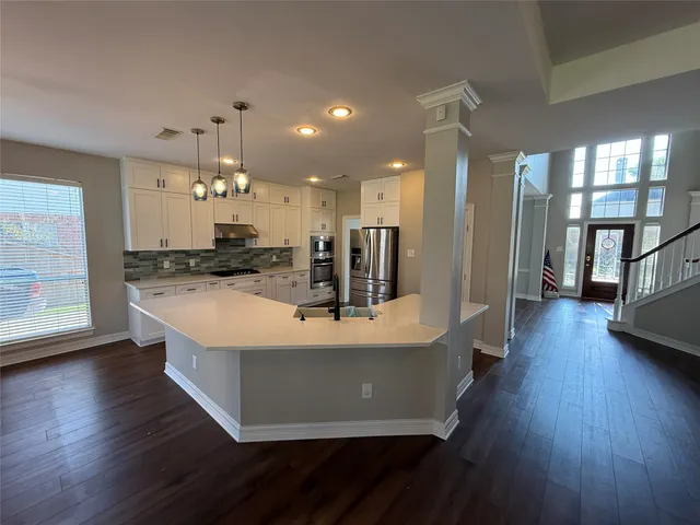 $2,999 | 2906 Castlerock Court, Pearland, TX 77584