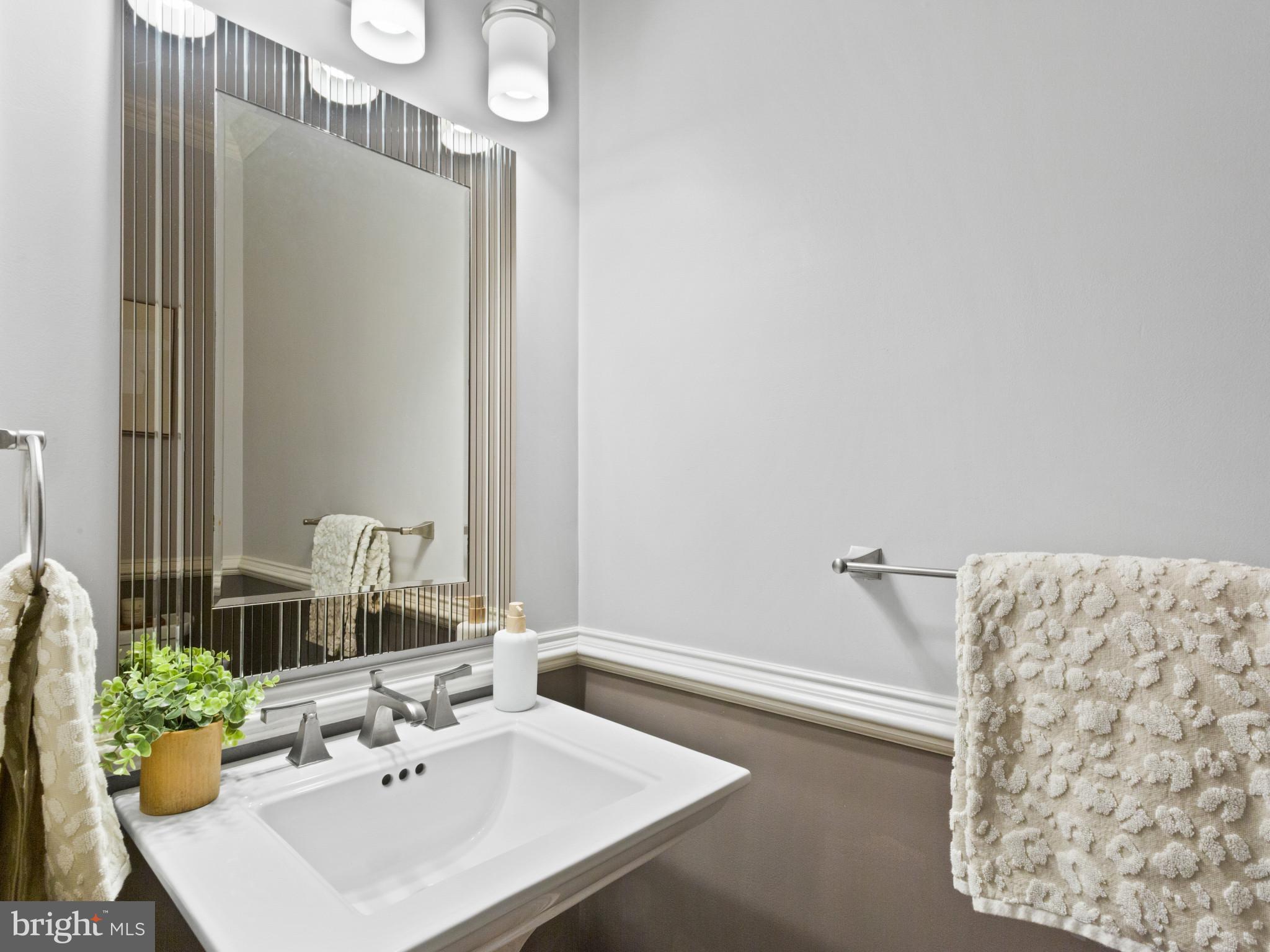 1128 Columbia Road Northwest, Unit 1 Washington, DC 20009 - Photo 12 of 42 Gallery Image 12