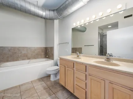$470,000 | 1200 West Monroe Street, Unit 413, Chicago, IL 60607