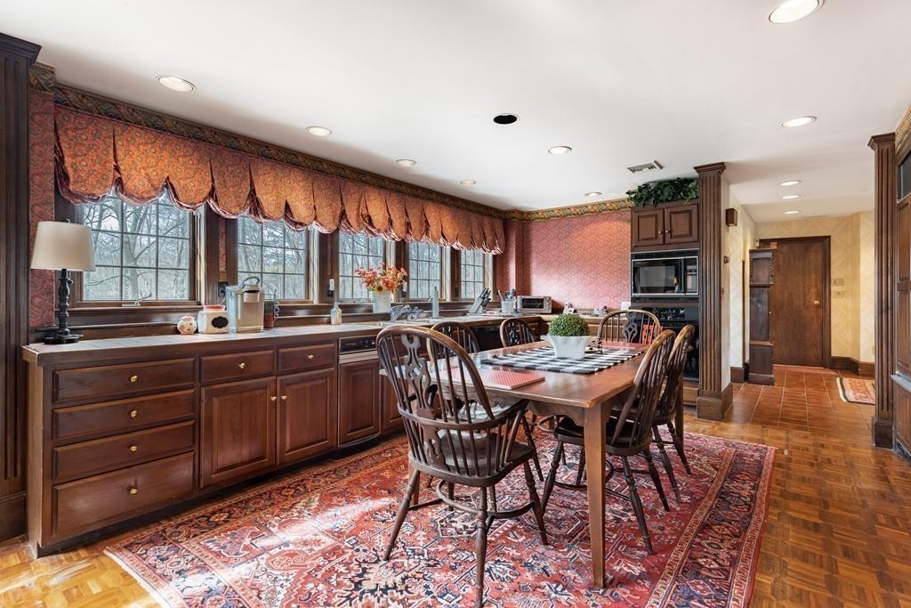 28 Solomon Pierce Road Lexington, MA 02420 - Photo 13 of 26 Gallery Image 13