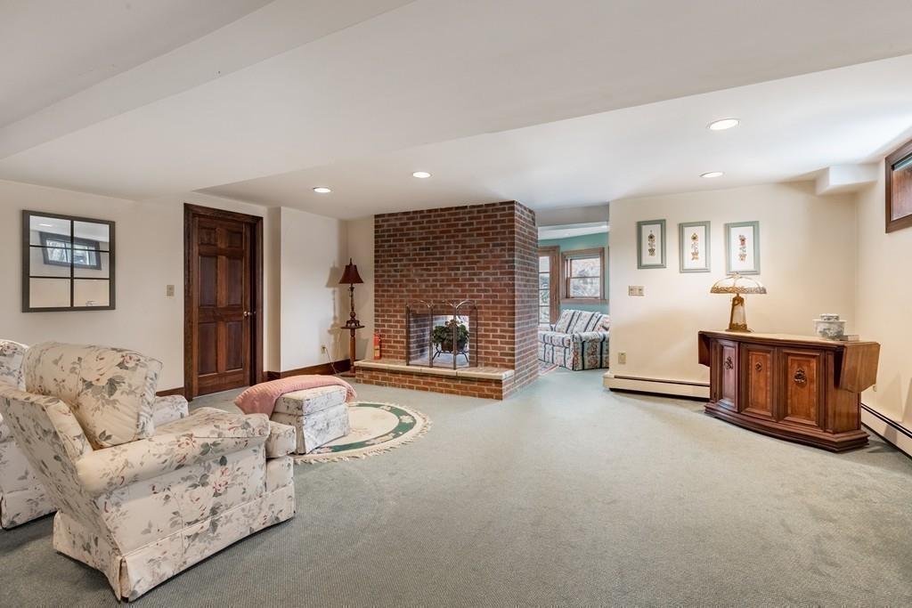 28 Solomon Pierce Road Lexington, MA 02420 - Photo 25 of 26 Gallery Image 25