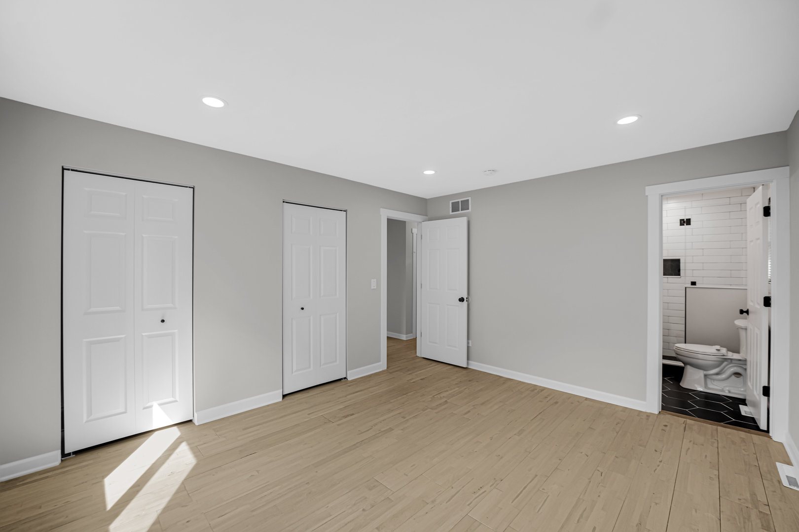 85 Larch Road Frankfort, IL 60423 - Photo 16 of 38