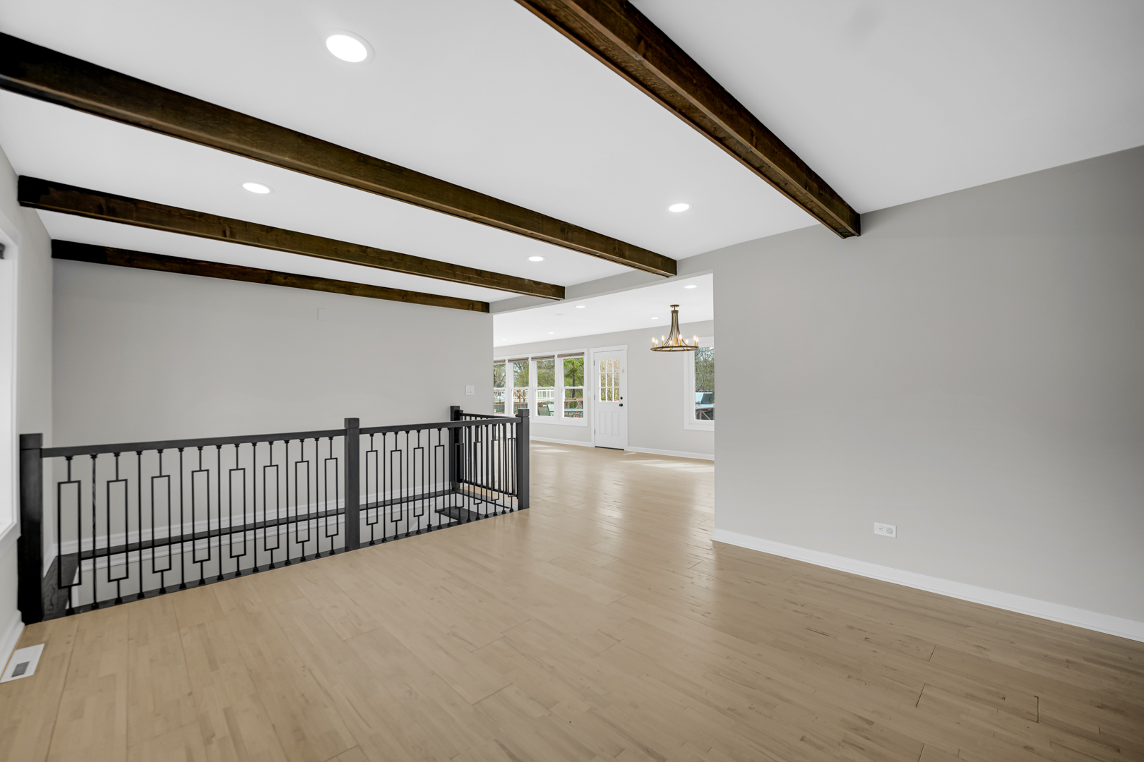 85 Larch Road Frankfort, IL 60423 - Photo 5 of 38