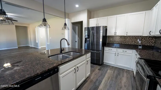 $500,000 | 402 Ponzer Court North, Holly Ridge, NC 28445