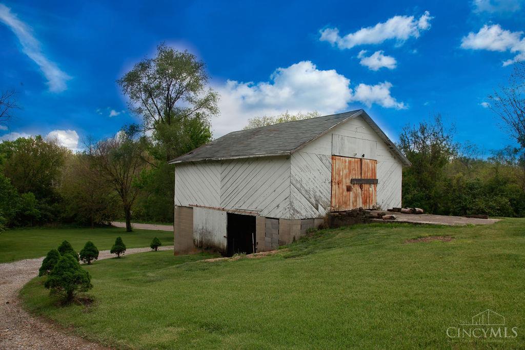 2012 Infirmary Road Dayton, OH 45417 - Photo 36 of 44