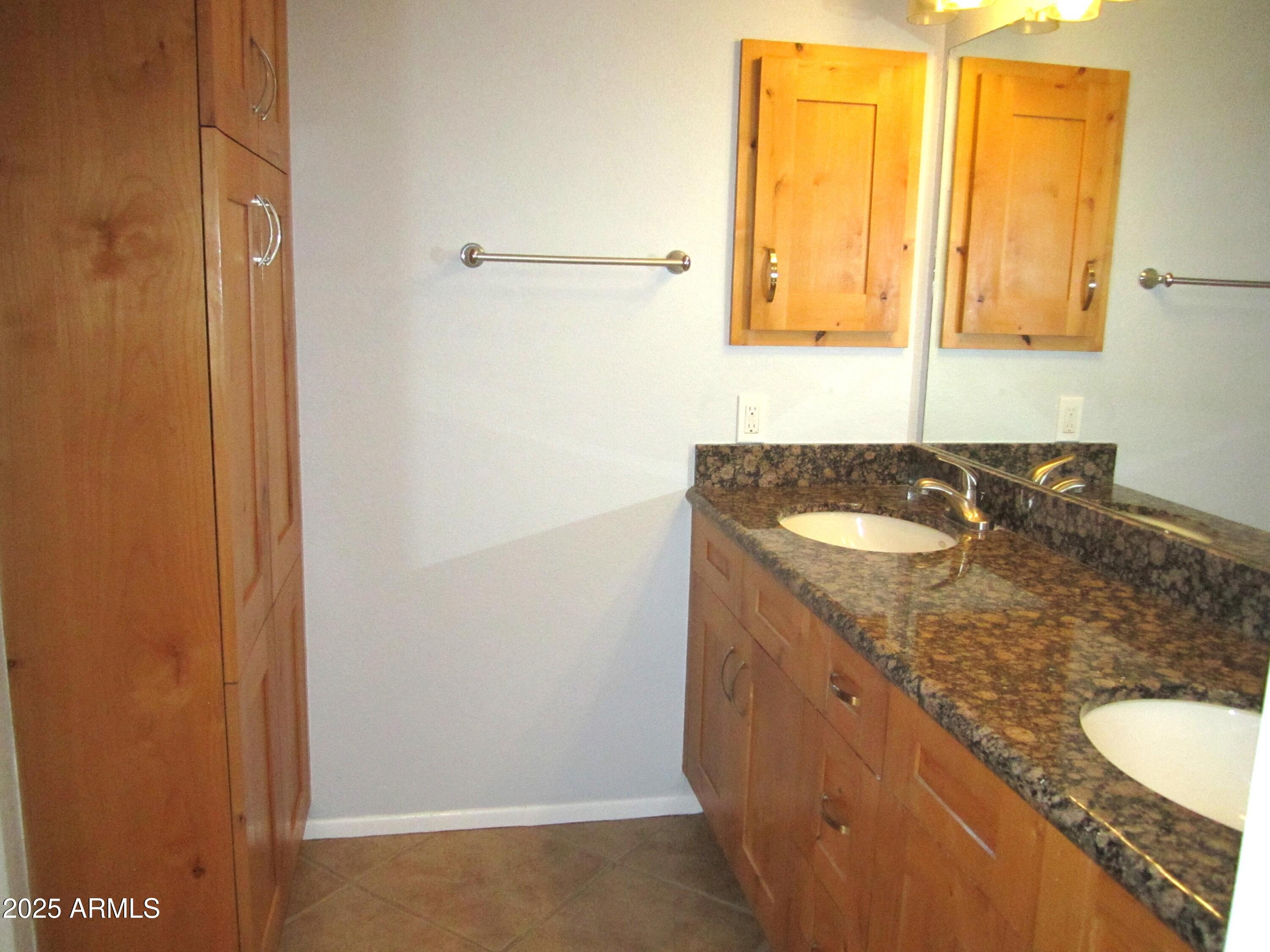 4303 East Cactus Road, Unit 331 Phoenix, AZ 85032 - Photo 12 of 34 9-331 PRIMARY VANITY