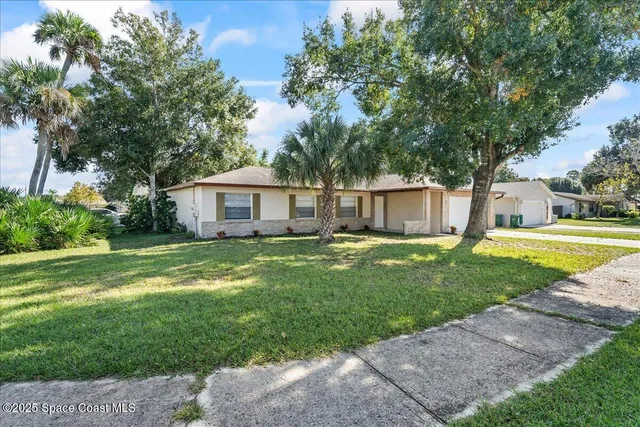$279,900 | 2212 Spring Circle, Cocoa, FL 32926