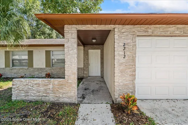 $279,900 | 2212 Spring Circle, Cocoa, FL 32926