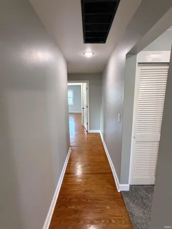 $189,500 | 1104 Axtell Avenue, Washington, IN 47501