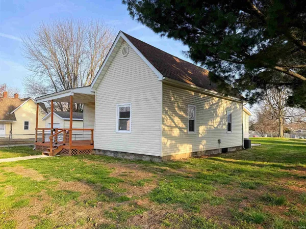 $189,500 | 1104 Axtell Avenue, Washington, IN 47501
