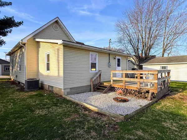 $189,500 | 1104 Axtell Avenue, Washington, IN 47501