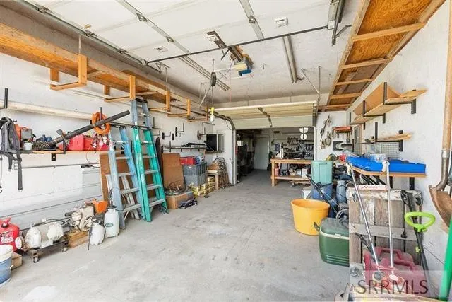 $680,000 | 2587 Sparks Lane, American Falls, ID 83211