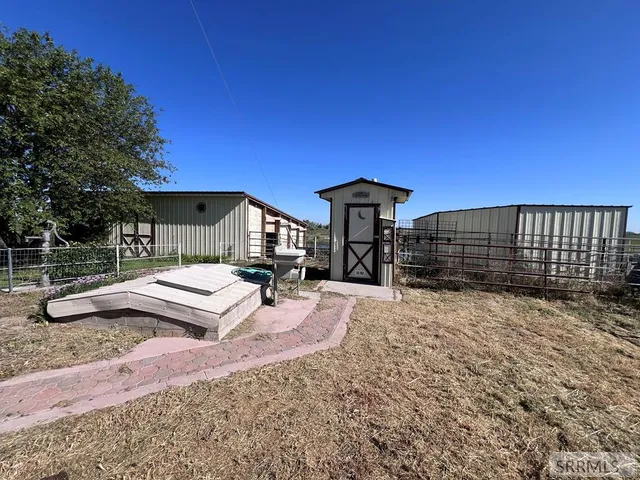 $680,000 | 2587 Sparks Lane, American Falls, ID 83211