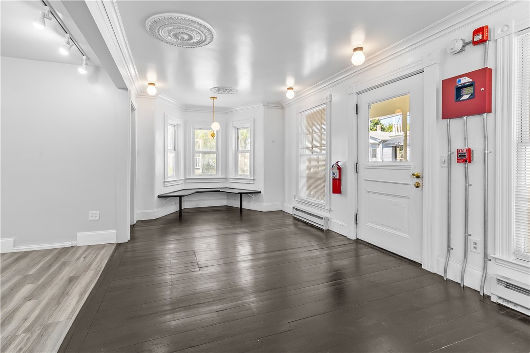 74 Maple Avenue, Unit 1 Barrington, RI 02806 - Photo 8 of 24