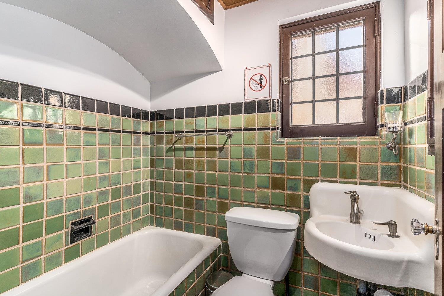 1815 South Upper Terrace Road Spokane, WA 99203 - Photo 11 of 49 Gallery Image 11