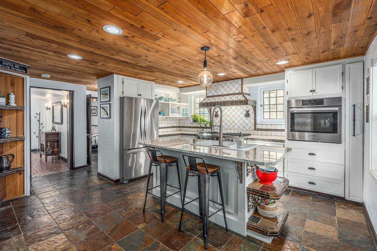 1815 South Upper Terrace Road Spokane, WA 99203 - Photo 8 of 49 Gallery Image 8