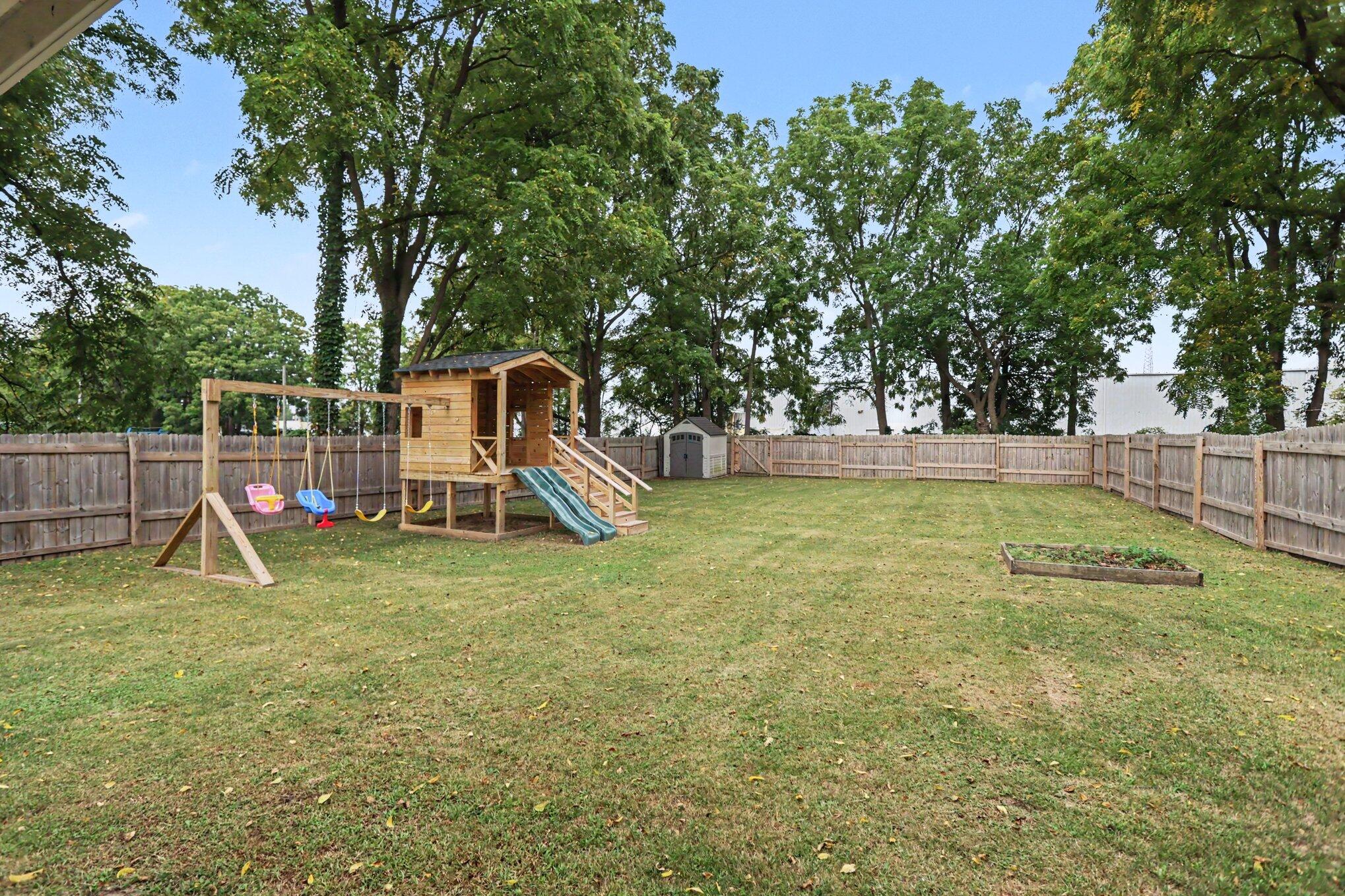 817 West Hanover Street Marshall, MI 49068 - Photo 25 of 27 IMG_4247