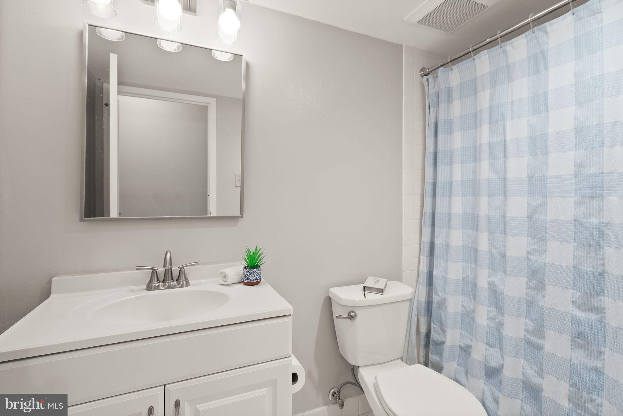 11200 Chestnut Grove Square, Unit 302 Reston, VA 20190 - Photo 14 of 26