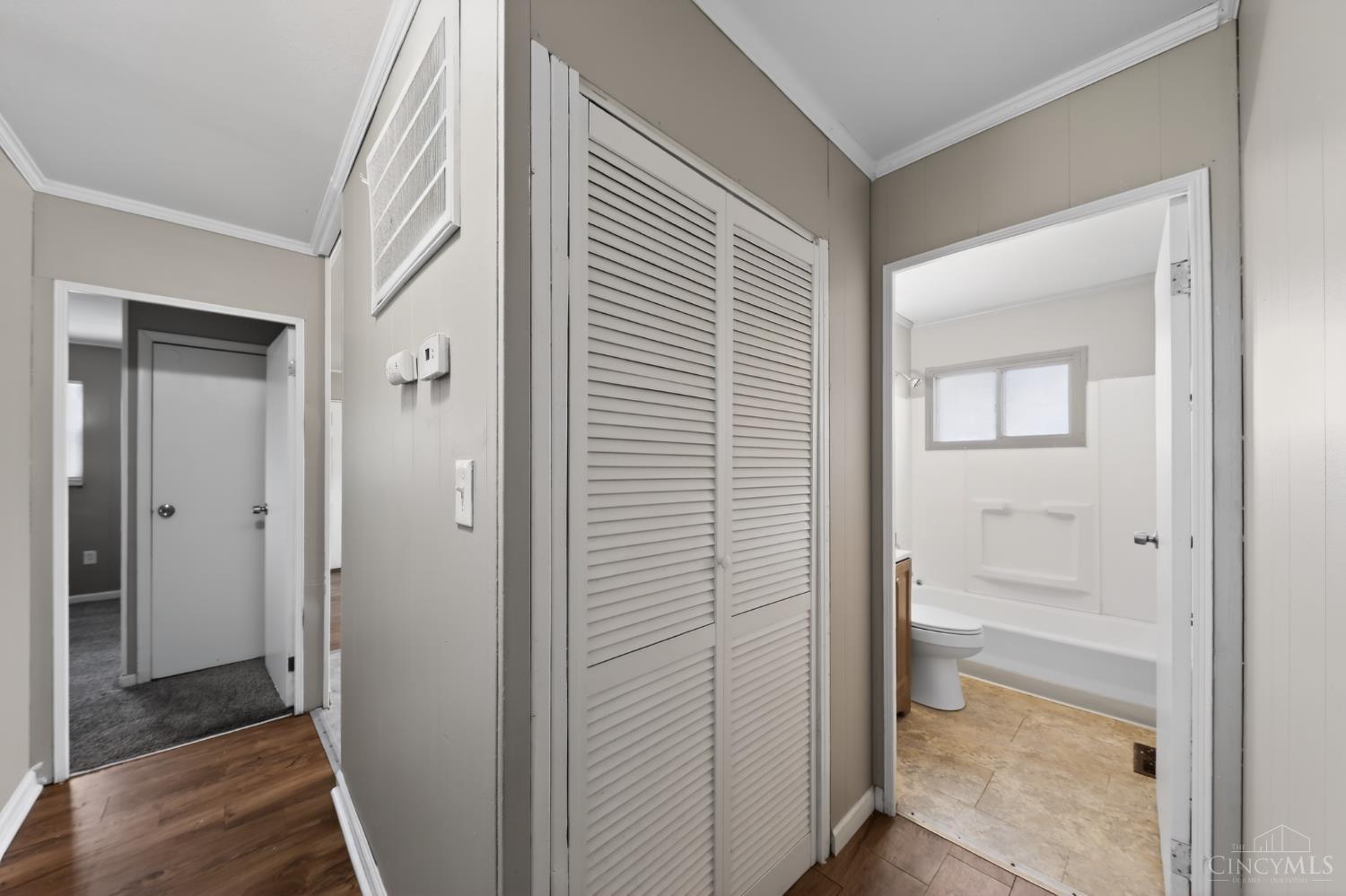9570 Pippin Road Cincinnati, OH 45231 - Photo 28 of 30