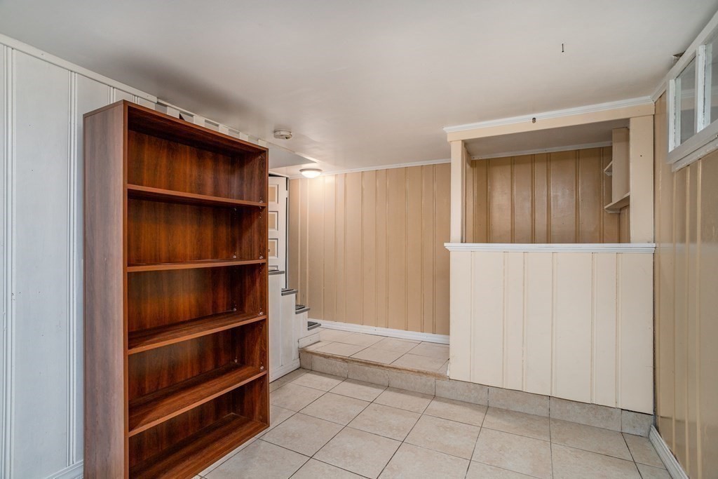38 Randolph Road Worcester, MA 01606 - Photo 17 of 19 Gallery Image 17