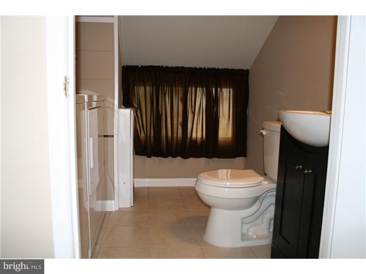 39 Geranium Road Levittown, PA 19057 - Photo 17 of 25 Half Bath