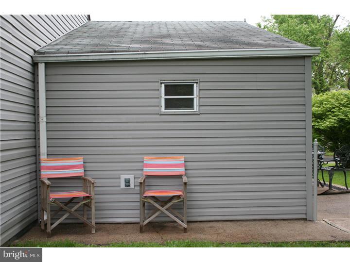 39 Geranium Road Levittown, PA 19057 - Photo 25 of 25 Patio